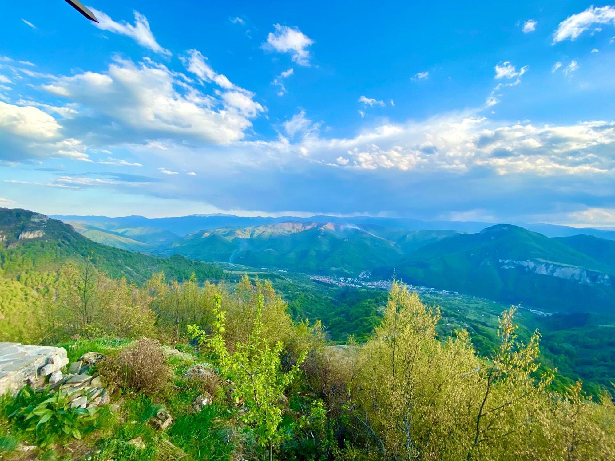 Пе́Трови Вили Ribarica Bagian luar foto