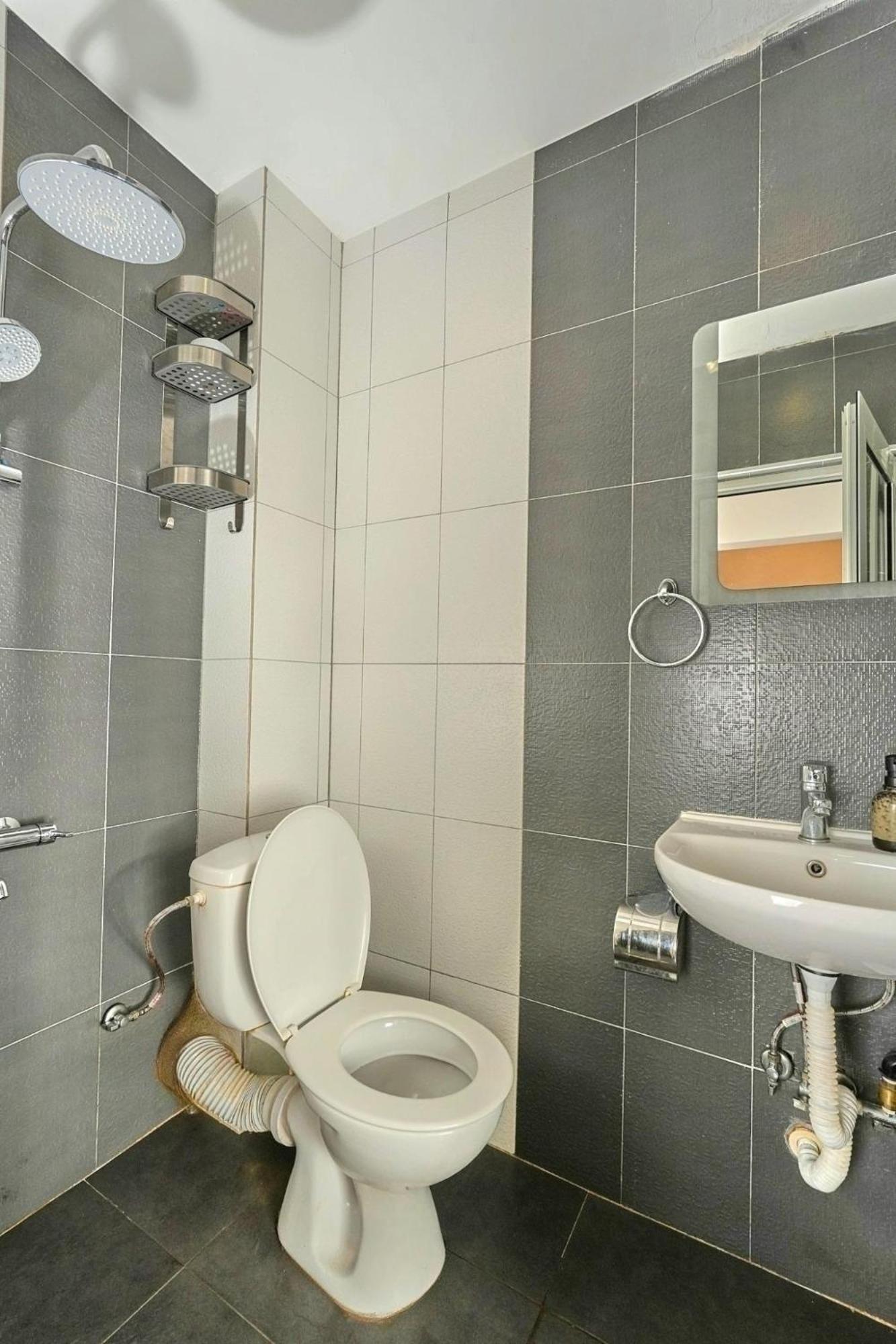 Пе́Трови Вили Ribarica Bagian luar foto
